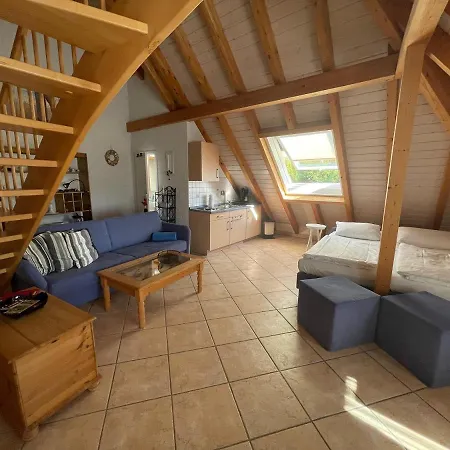 Glattbacher Hof * Линденфельс